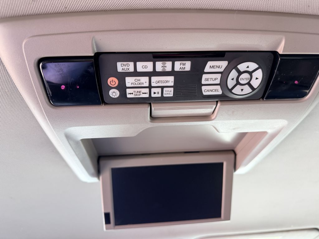 Photo 8 of this HONDA ODYSSEY