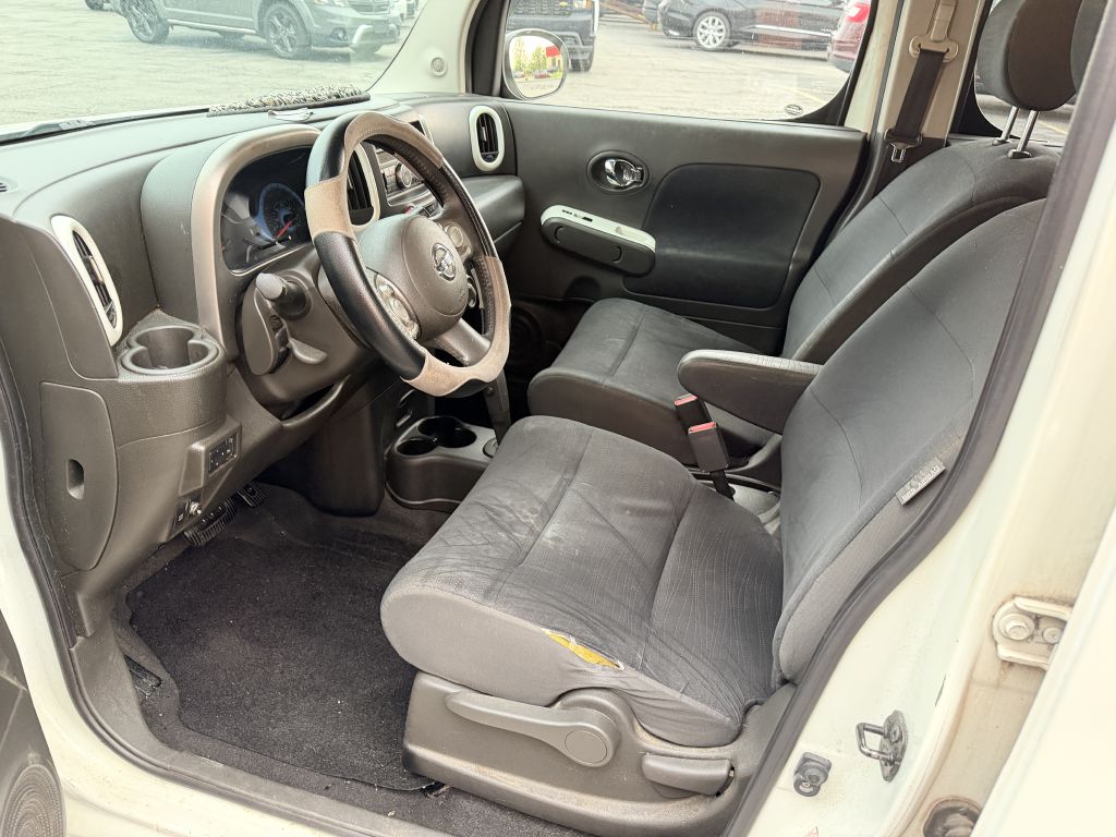 Photo 8 of this NISSAN CUBE