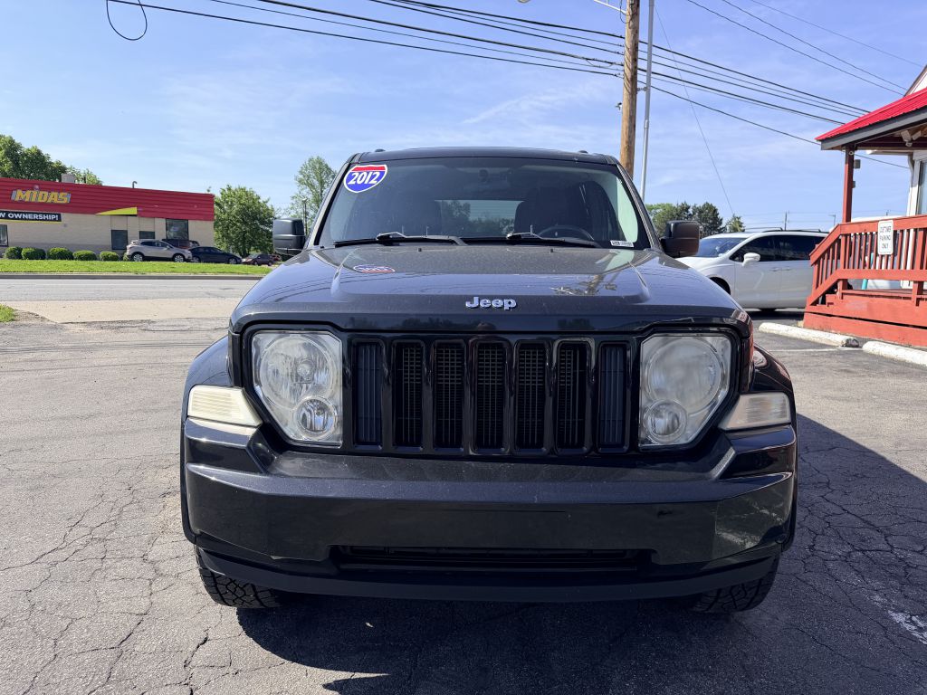 Photo 2 of this JEEP LIBERTY