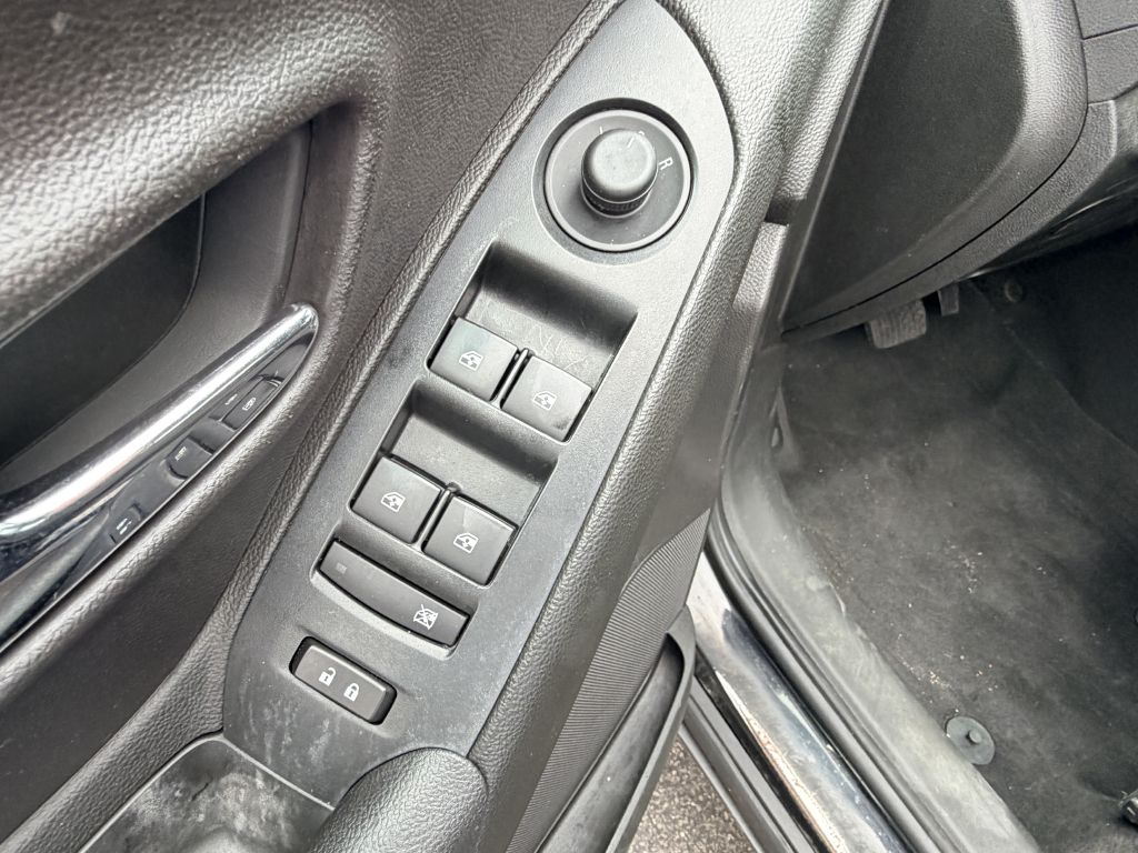 Photo 8 of this CHEVROLET TRAX