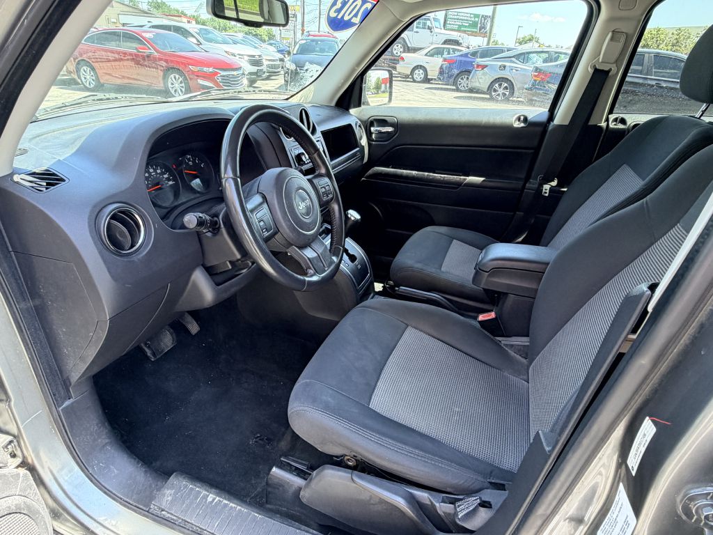 Photo 9 of this JEEP PATRIOT