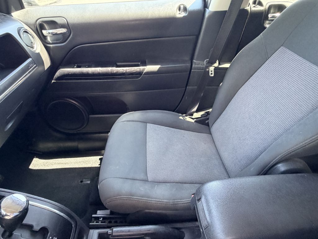 Photo 12 of this JEEP PATRIOT