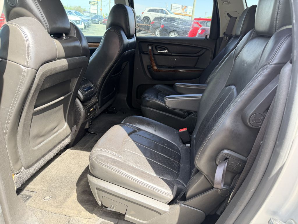 Photo 7 of this CHEVROLET TRAVERSE