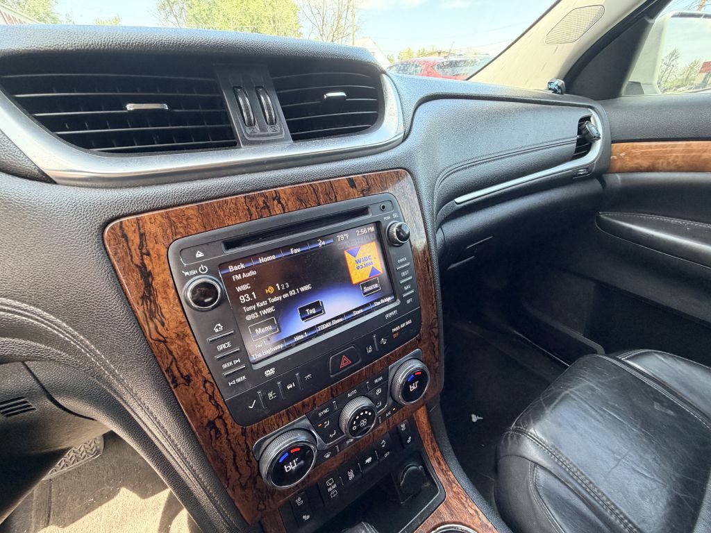 Photo 15 of this CHEVROLET TRAVERSE
