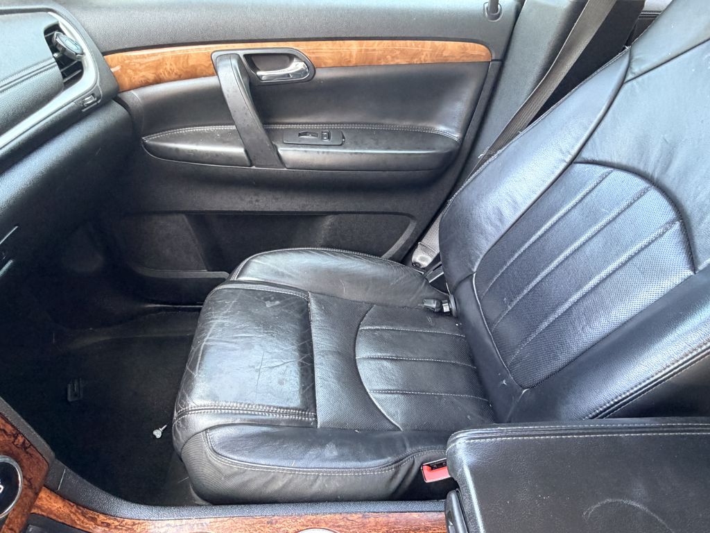 Photo 16 of this CHEVROLET TRAVERSE
