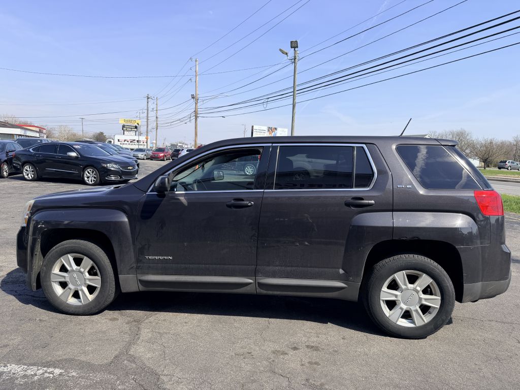 Photo 3 of this GMC TERRAIN