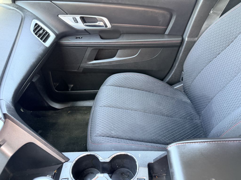 Photo 12 of this GMC TERRAIN