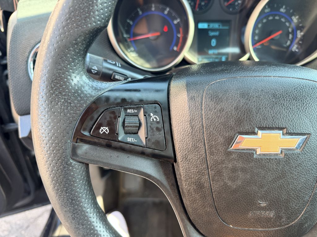 Photo 12 of this CHEVROLET CRUZE LIMITED