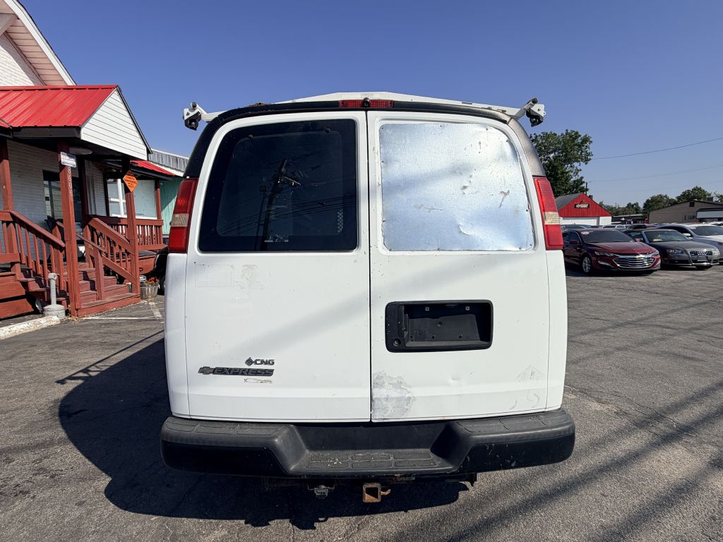 Photo 5 of this CHEVROLET EXPRESS