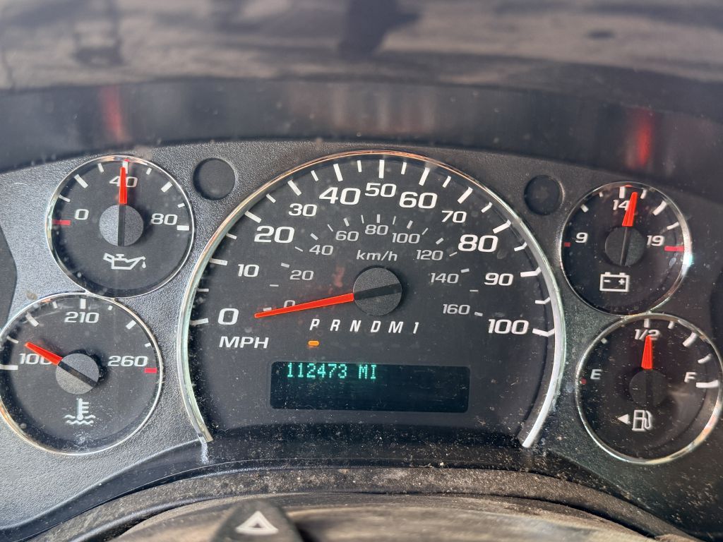 Photo 14 of this CHEVROLET EXPRESS