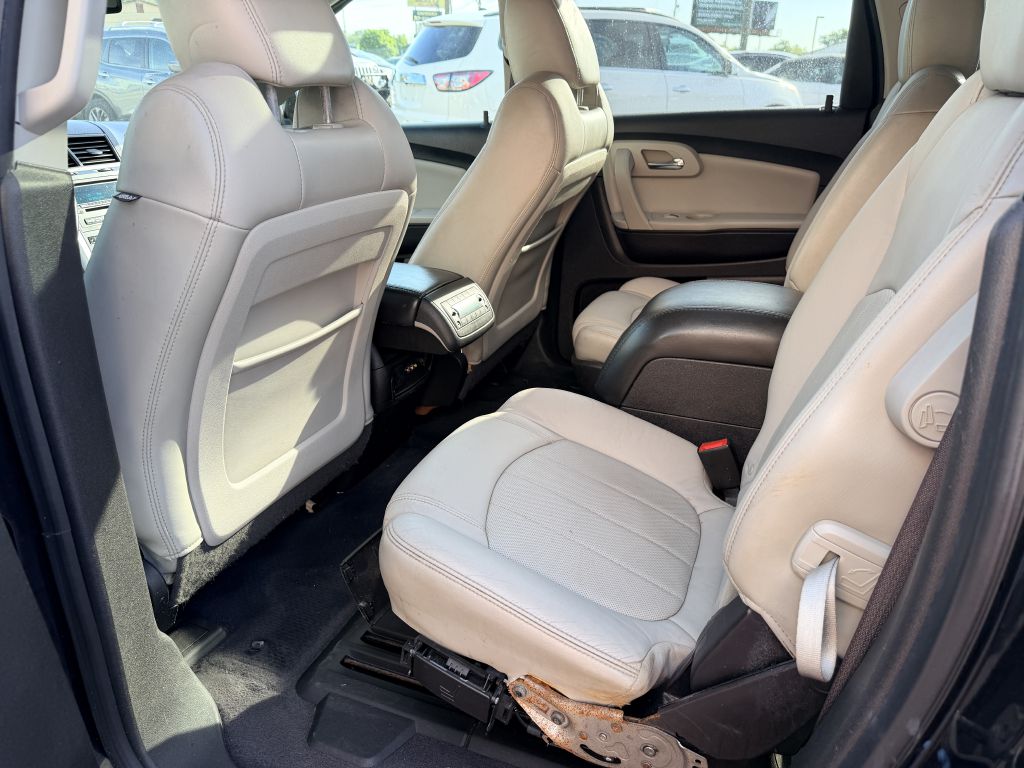 Photo 7 of this CHEVROLET TRAVERSE