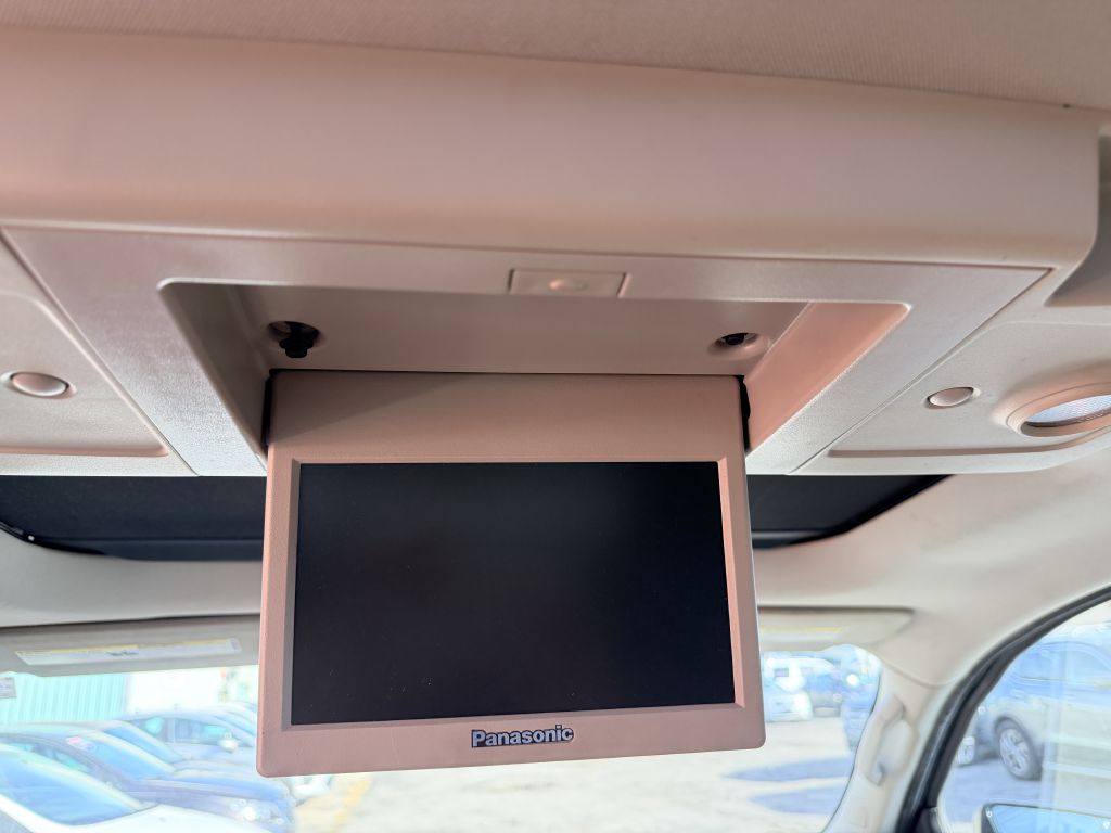 Photo 9 of this CHEVROLET TRAVERSE