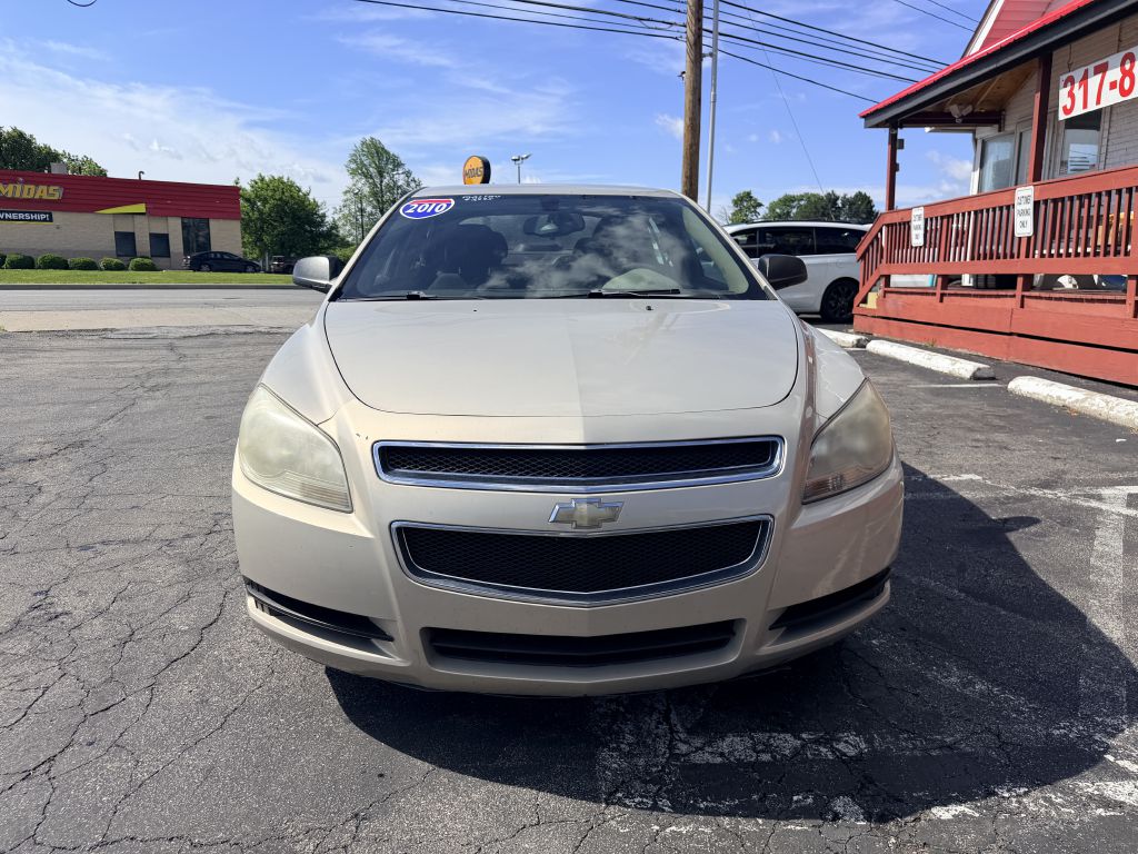 Photo 2 of this CHEVROLET MALIBU