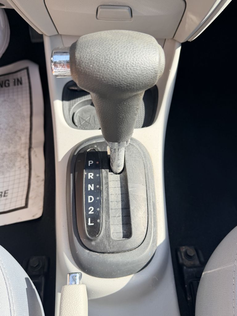Photo 15 of this HYUNDAI ACCENT