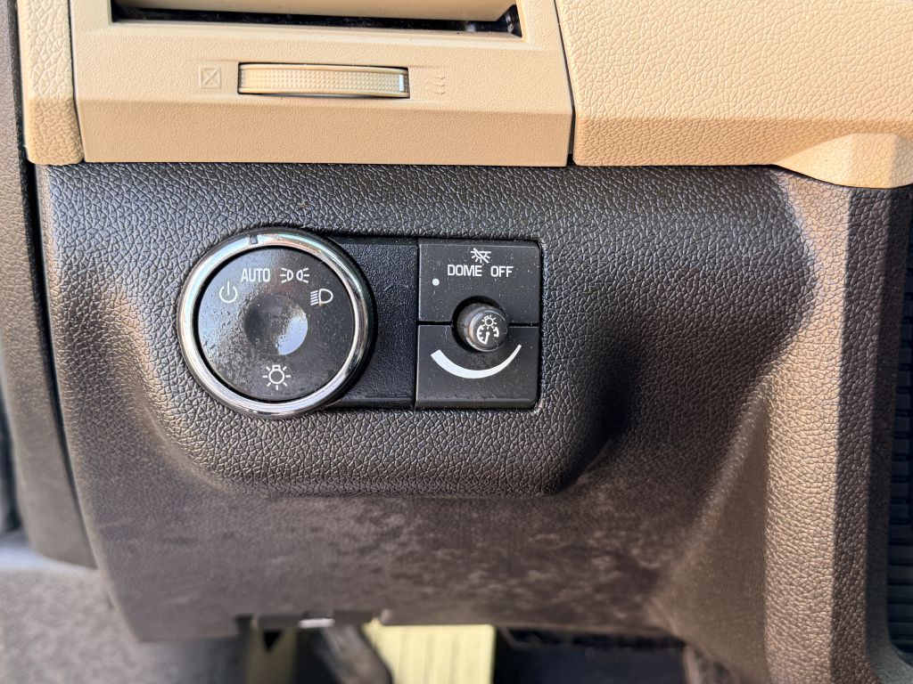 Photo 17 of this CHEVROLET TRAVERSE