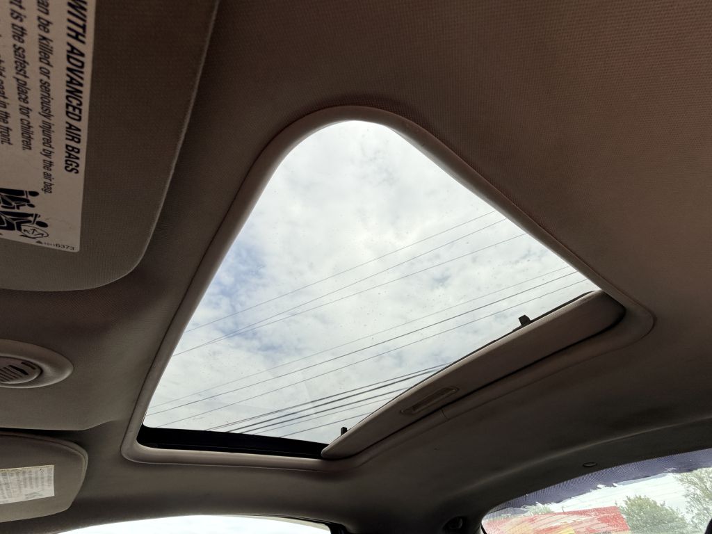 Photo 17 of this CHEVROLET COBALT