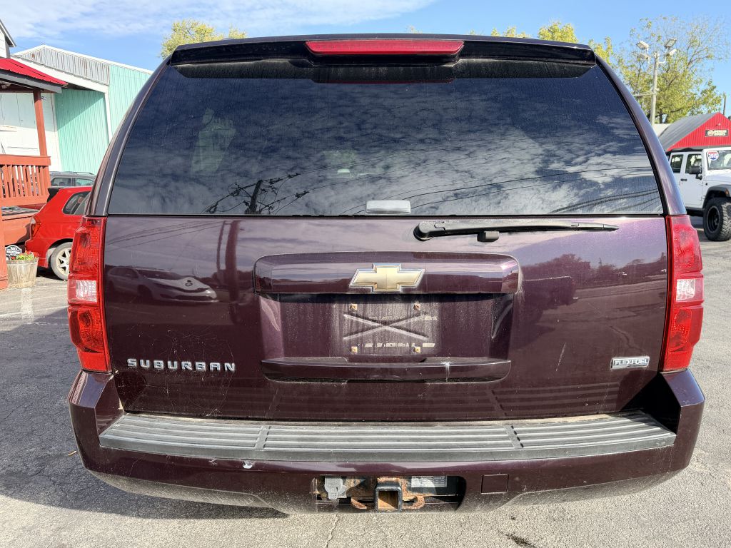 Photo 4 of this CHEVROLET SUBURBAN
