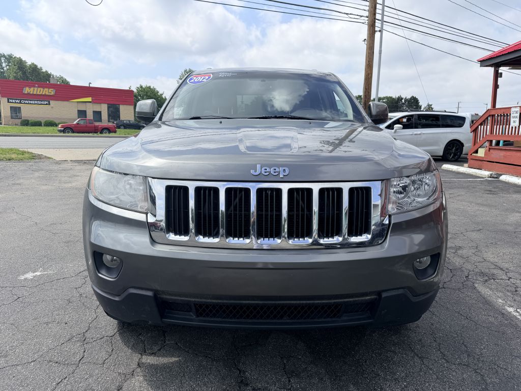 Photo 2 of this JEEP GRAND CHEROKEE