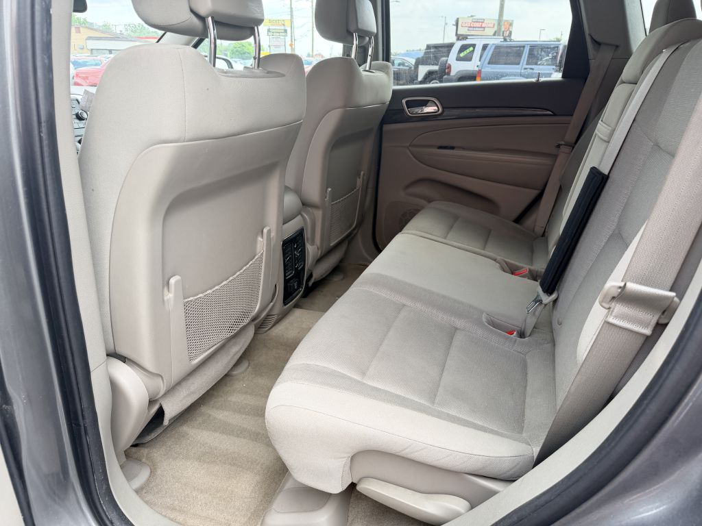Photo 6 of this JEEP GRAND CHEROKEE