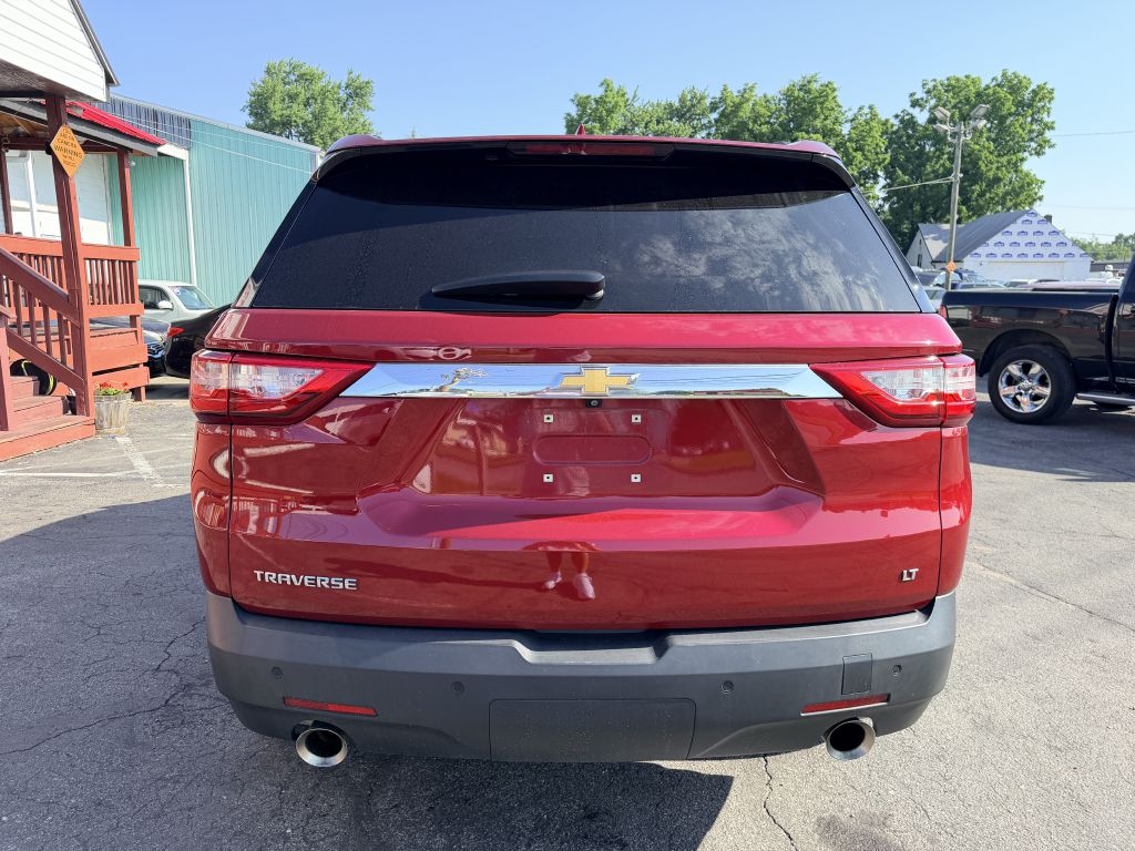 Photo 4 of this CHEVROLET TRAVERSE