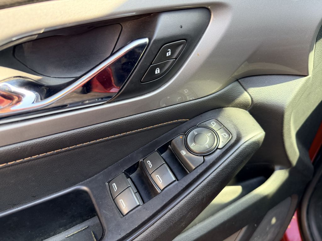 Photo 9 of this CHEVROLET TRAVERSE