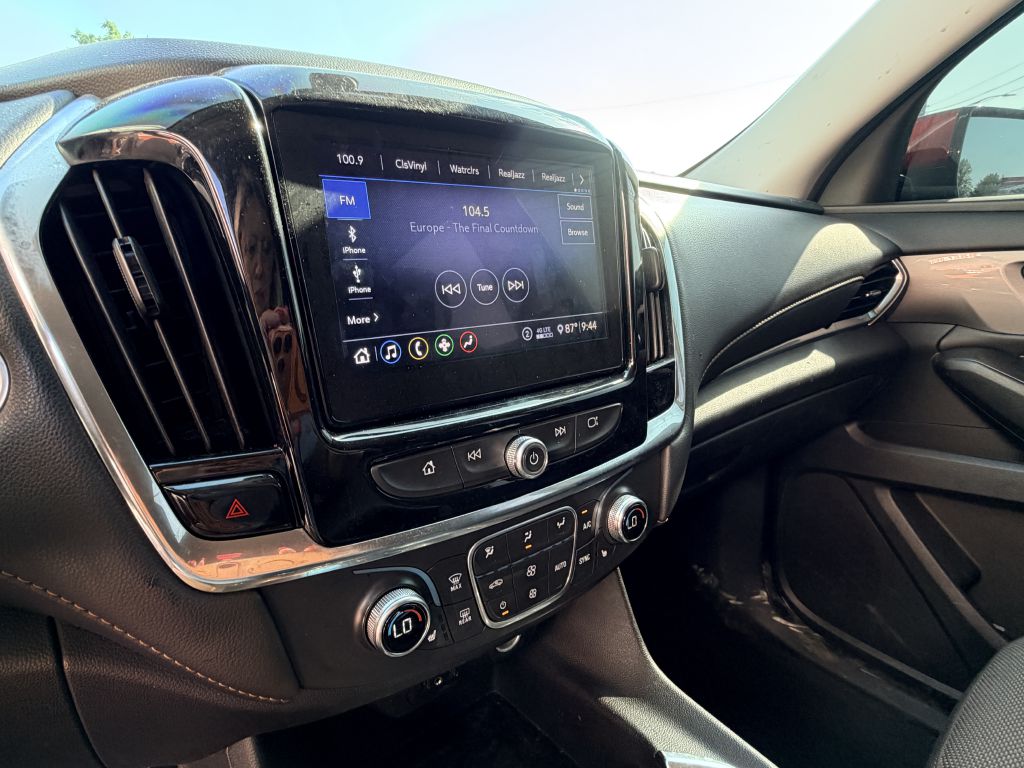 Photo 13 of this CHEVROLET TRAVERSE