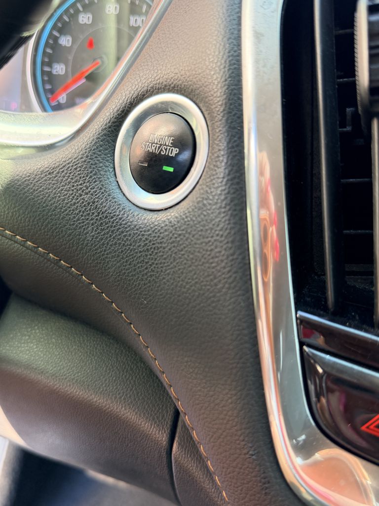 Photo 23 of this CHEVROLET TRAVERSE