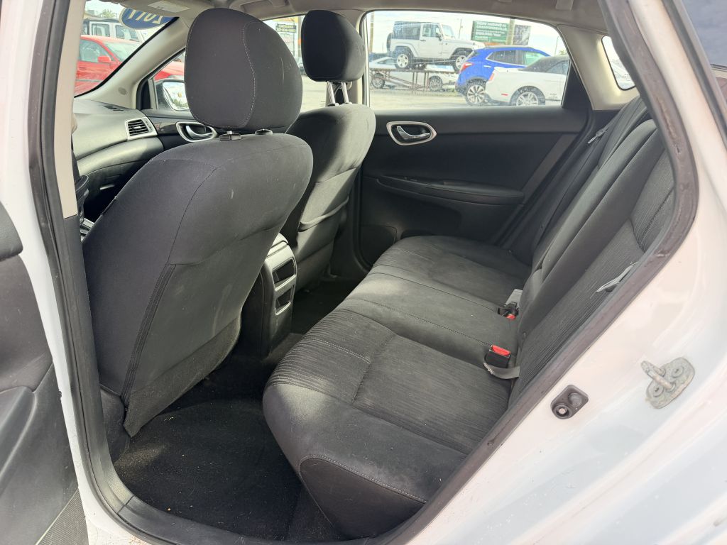 Photo 5 of this NISSAN SENTRA