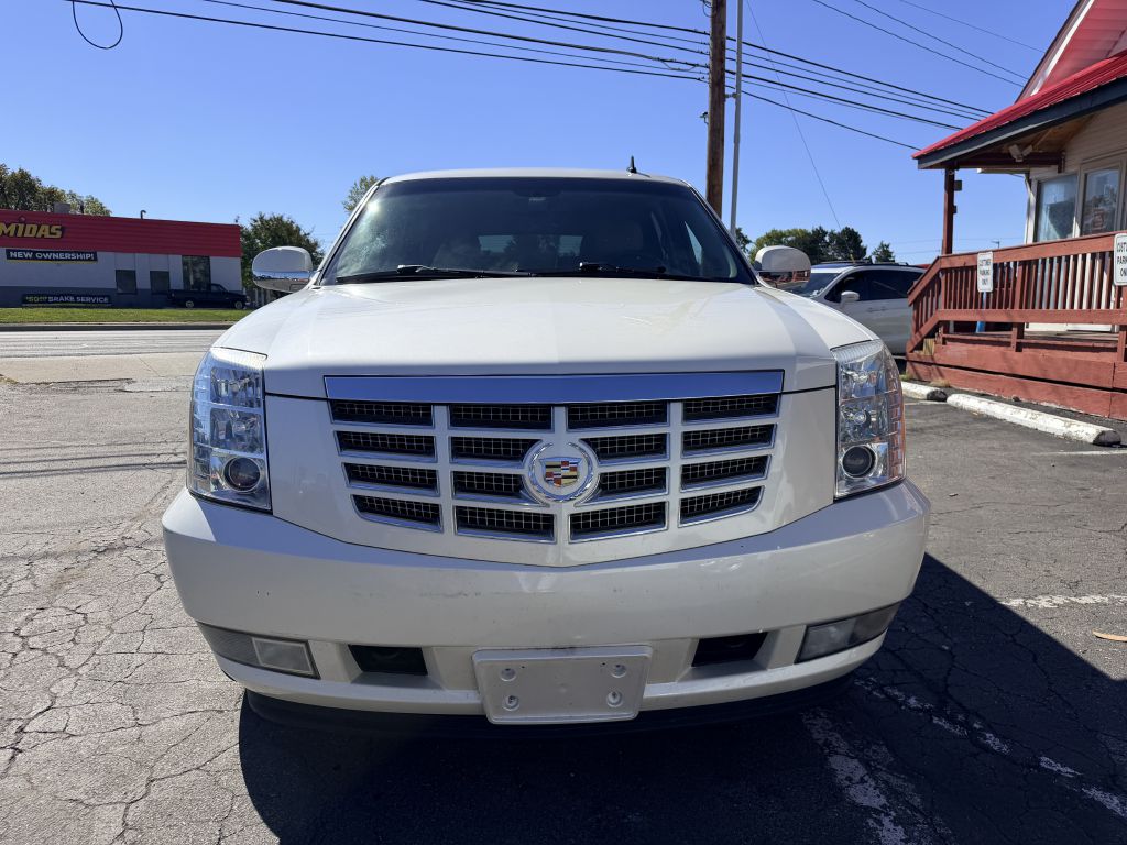 Photo 2 of this CADILLAC ESCALADE