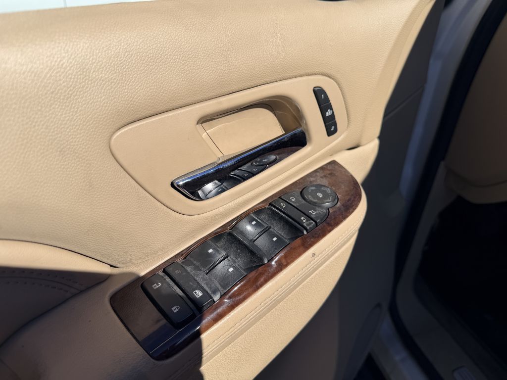 Photo 11 of this CADILLAC ESCALADE