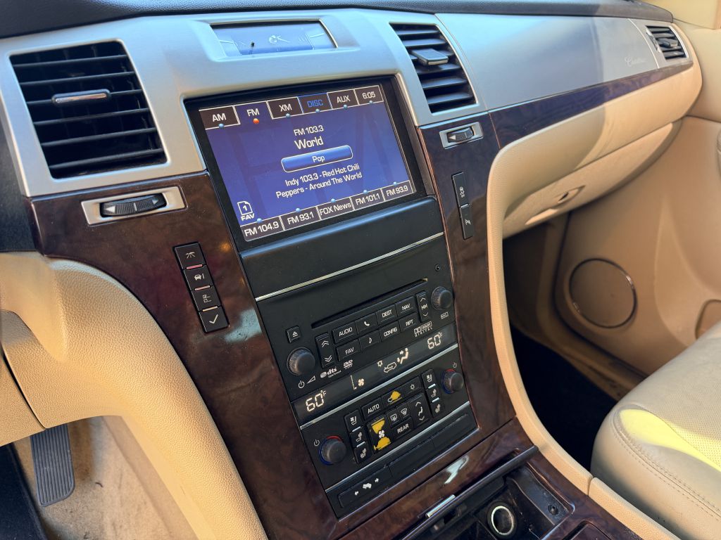 Photo 14 of this CADILLAC ESCALADE