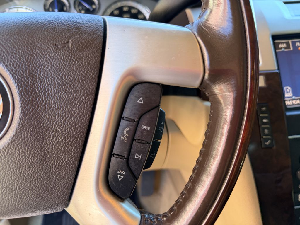 Photo 18 of this CADILLAC ESCALADE