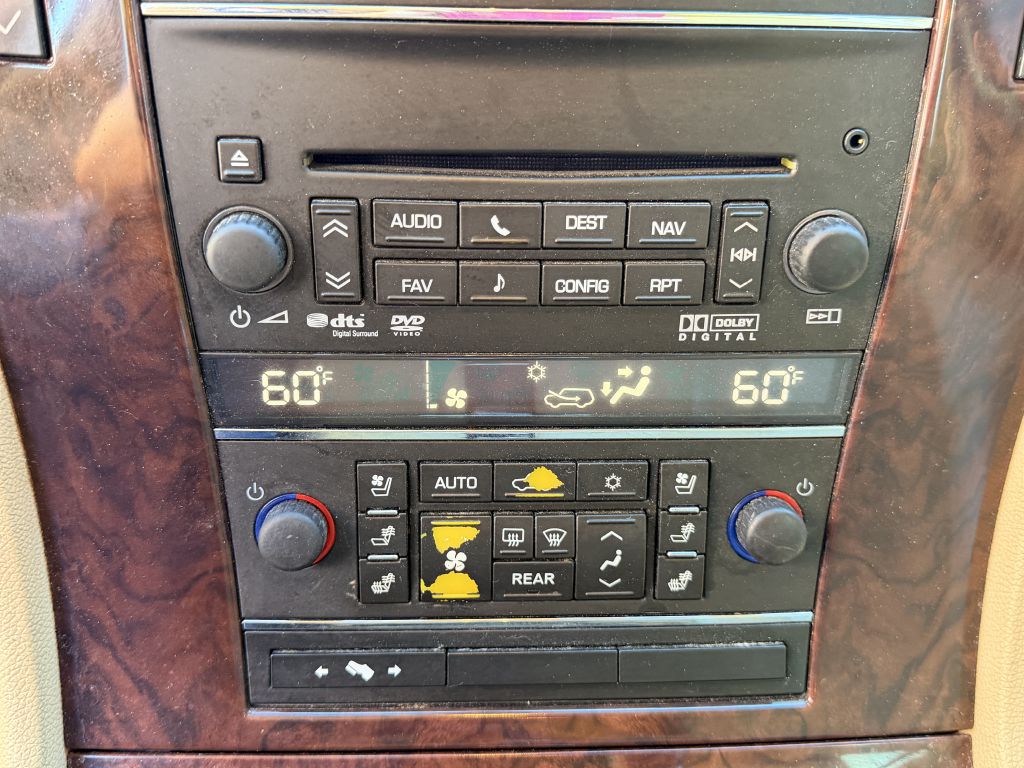 Photo 22 of this CADILLAC ESCALADE
