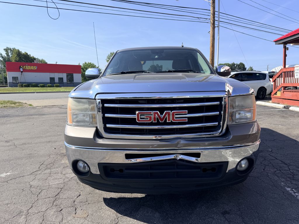 Photo 2 of this GMC SIERRA 1500