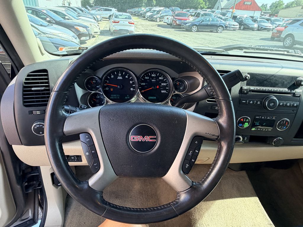 Photo 9 of this GMC SIERRA 1500