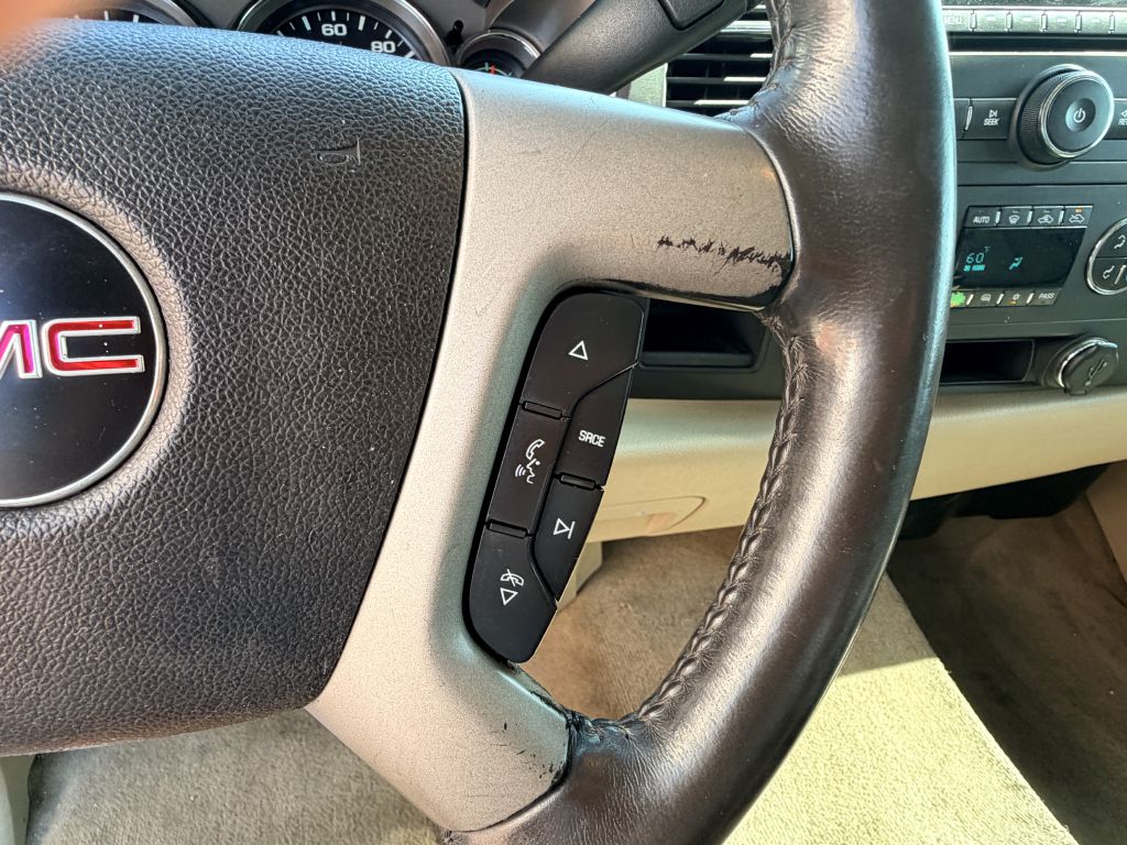 Photo 15 of this GMC SIERRA 1500