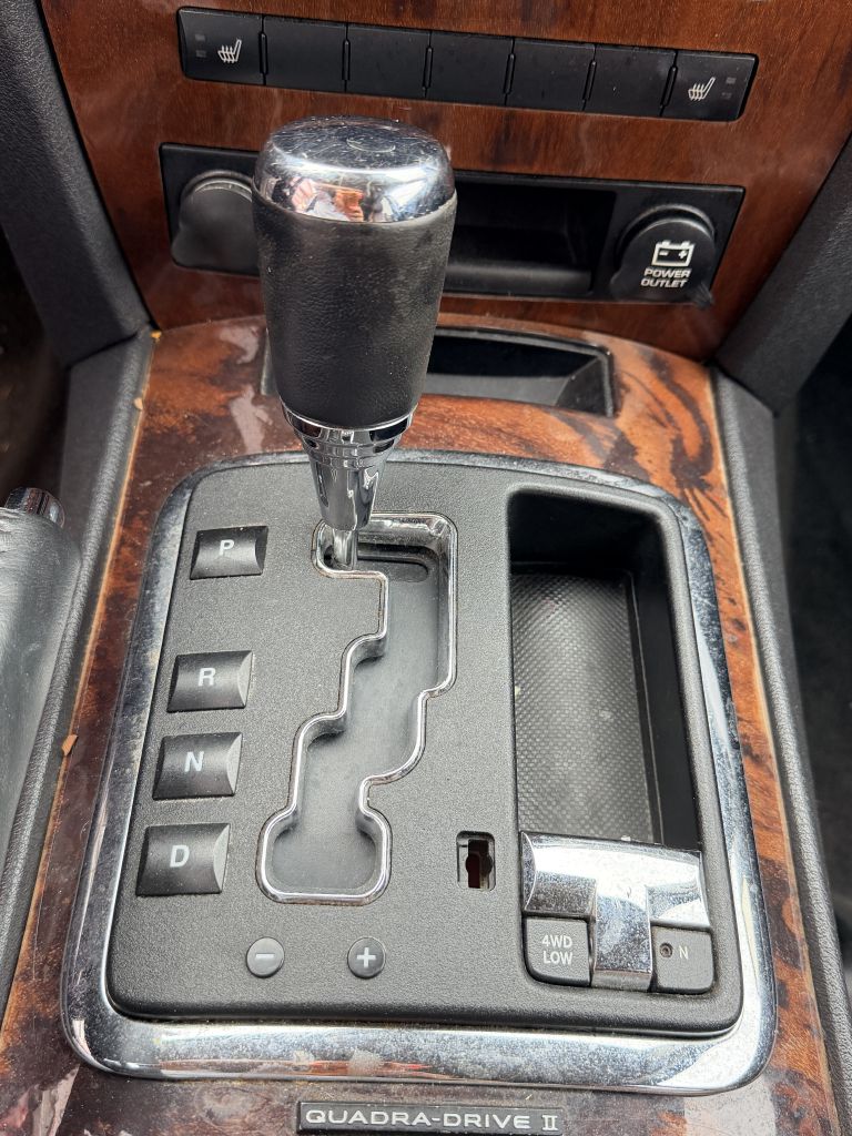 Photo 22 of this JEEP GRAND CHEROKEE