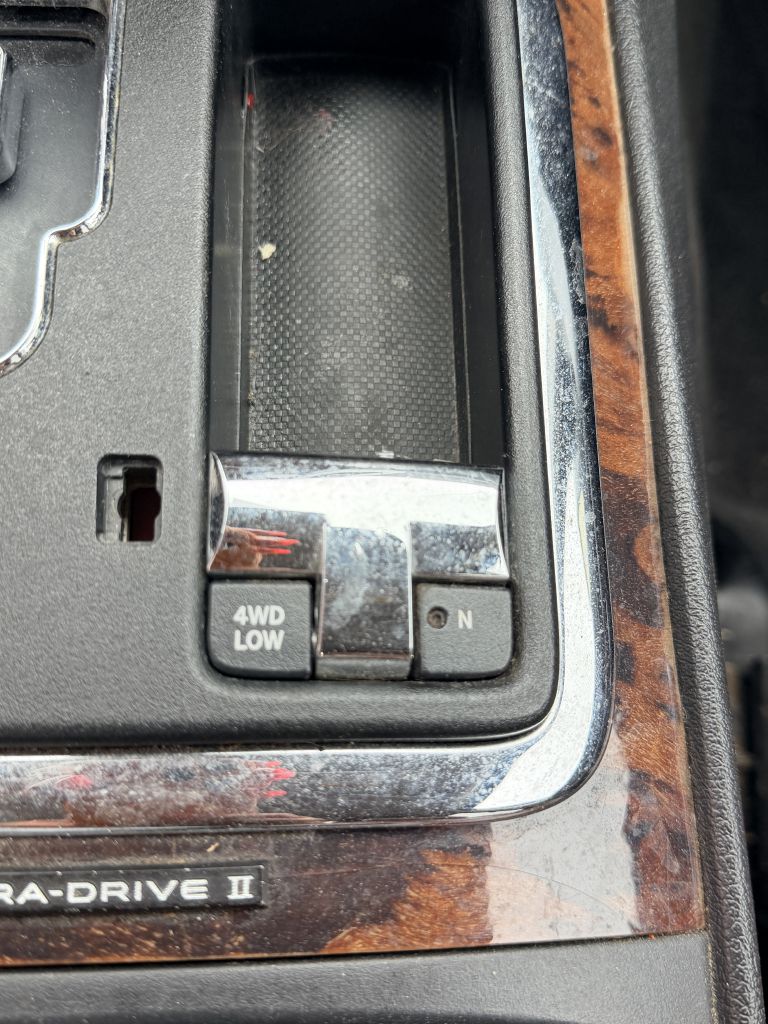 Photo 23 of this JEEP GRAND CHEROKEE