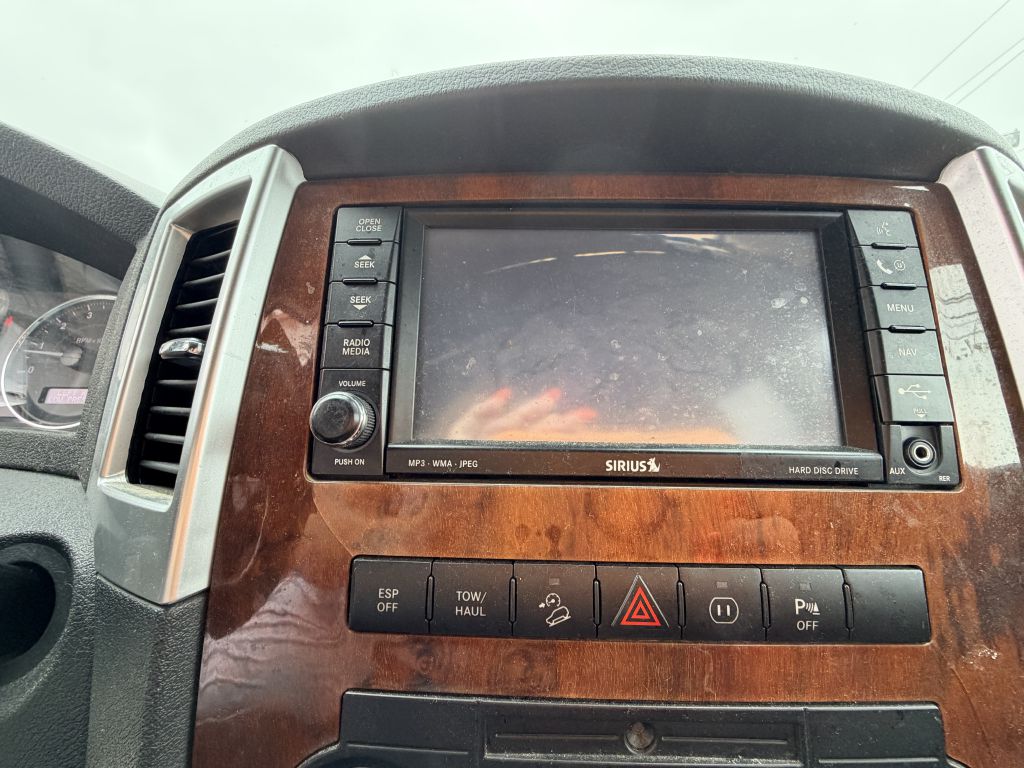Photo 25 of this JEEP GRAND CHEROKEE