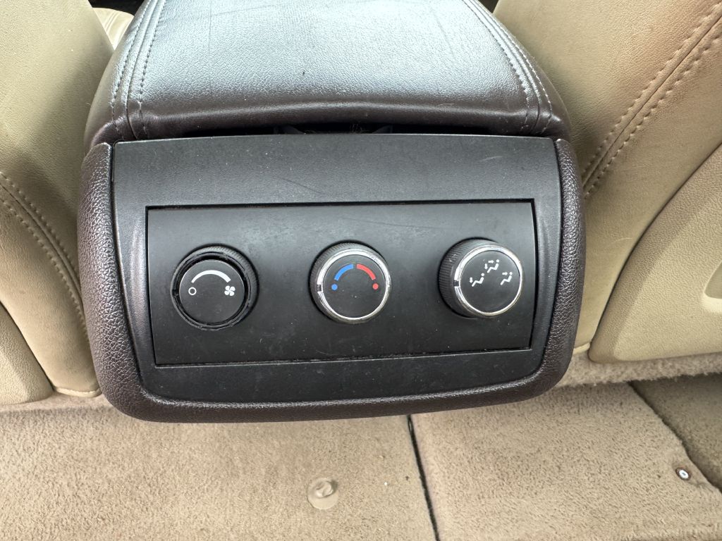 Photo 8 of this BUICK ENCLAVE