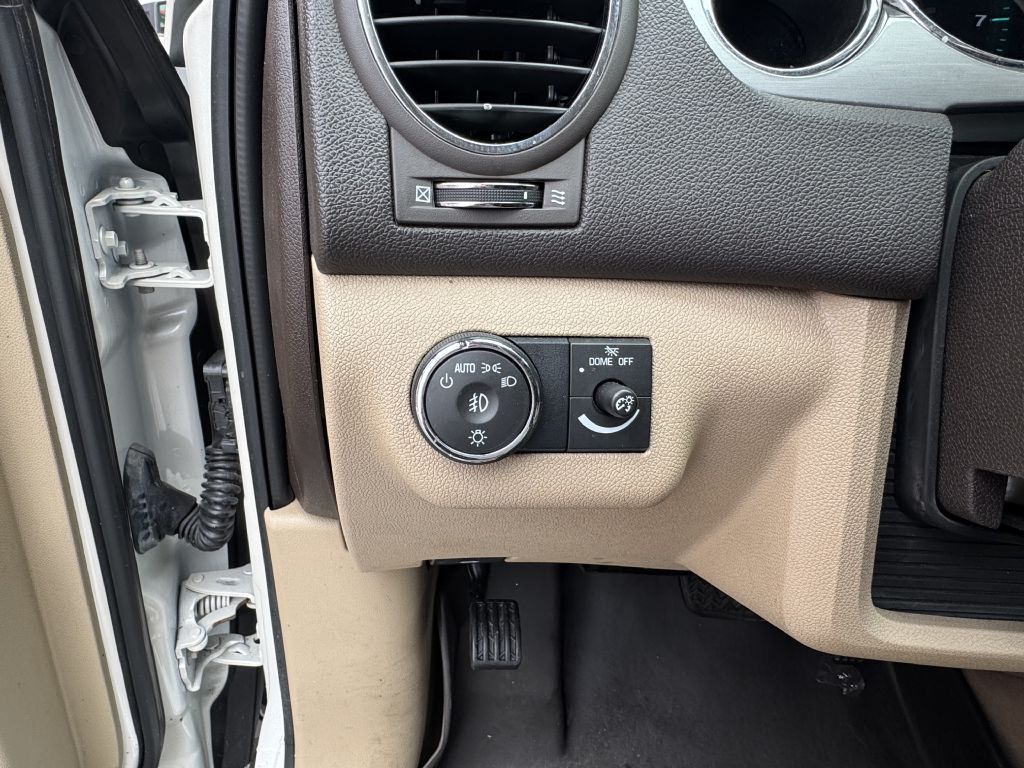 Photo 16 of this BUICK ENCLAVE