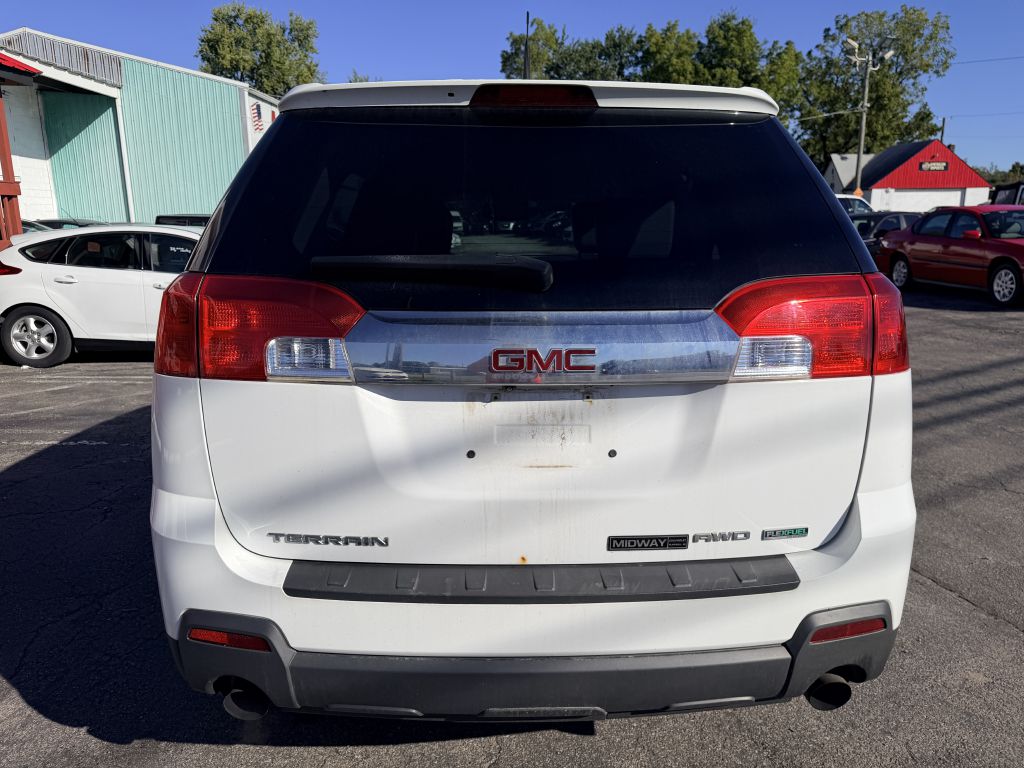 Photo 4 of this GMC TERRAIN