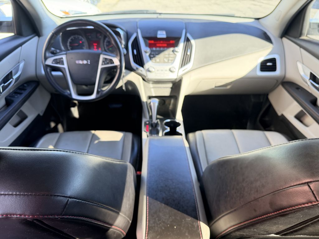 Photo 8 of this GMC TERRAIN