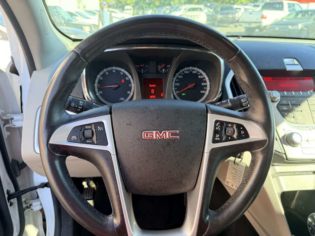 Photo 11 of this GMC TERRAIN
