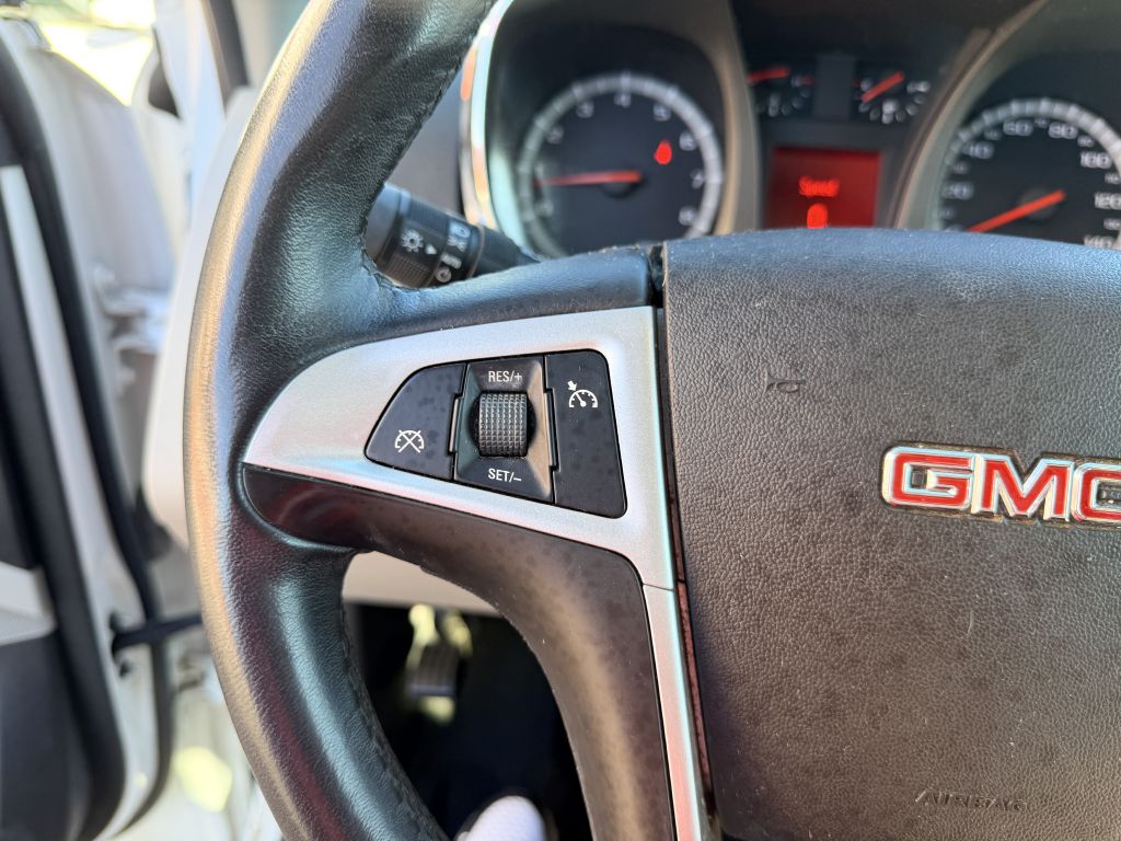 Photo 14 of this GMC TERRAIN