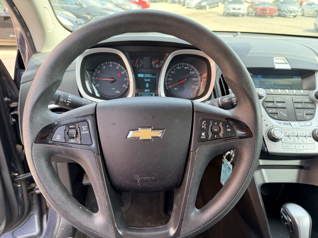Photo 11 of this CHEVROLET EQUINOX