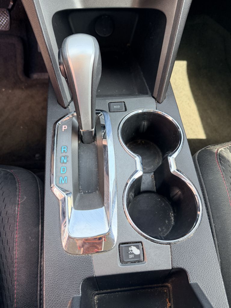 Photo 19 of this CHEVROLET EQUINOX