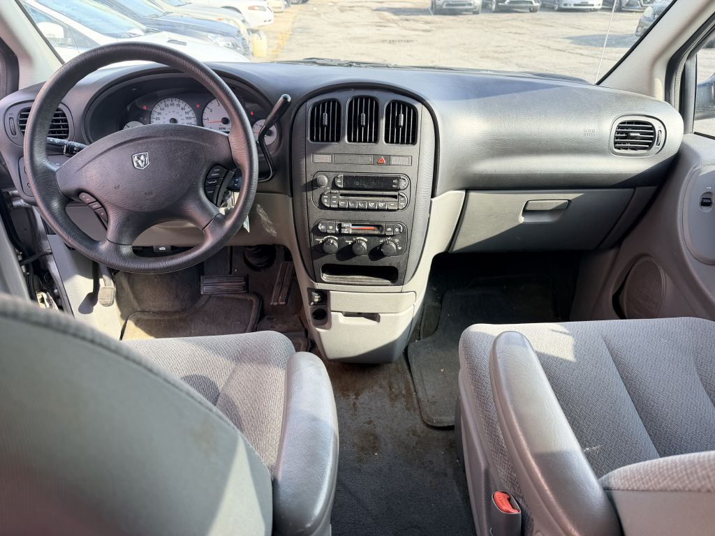 Photo 7 of this DODGE GRAND CARAVAN