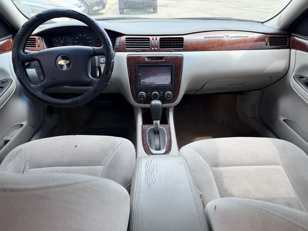 Photo 6 of this CHEVROLET IMPALA
