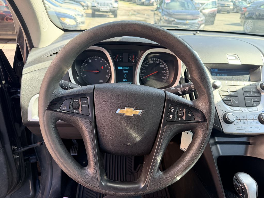 Photo 9 of this CHEVROLET EQUINOX
